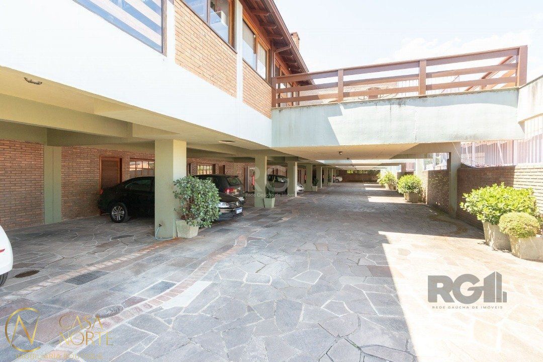Casa de Condomínio à venda com 3 quartos, 196m², 1 suíte, 2 vagas, Rua Doutor David de Azevedo Gusmão no bairro Jardim Isabel em Porto Alegre