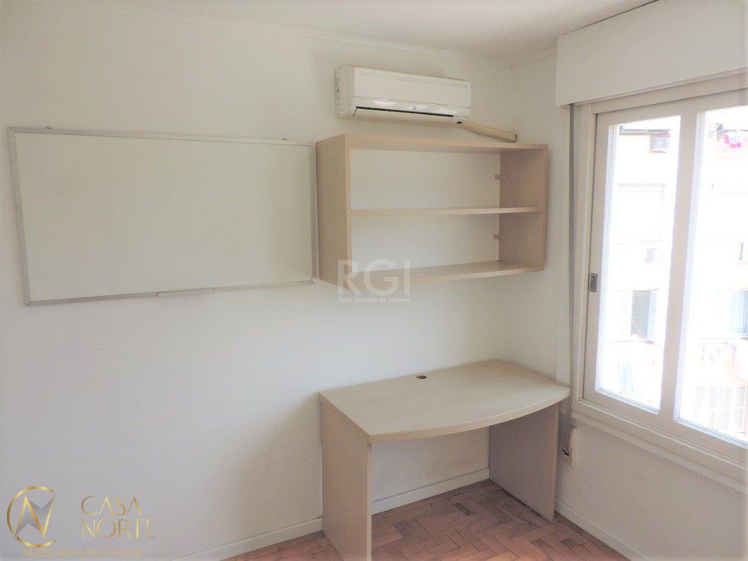 Apartamento à venda com 2 quartos, 56m², Rua Tupi no bairro Passo da Areia em Porto Alegre