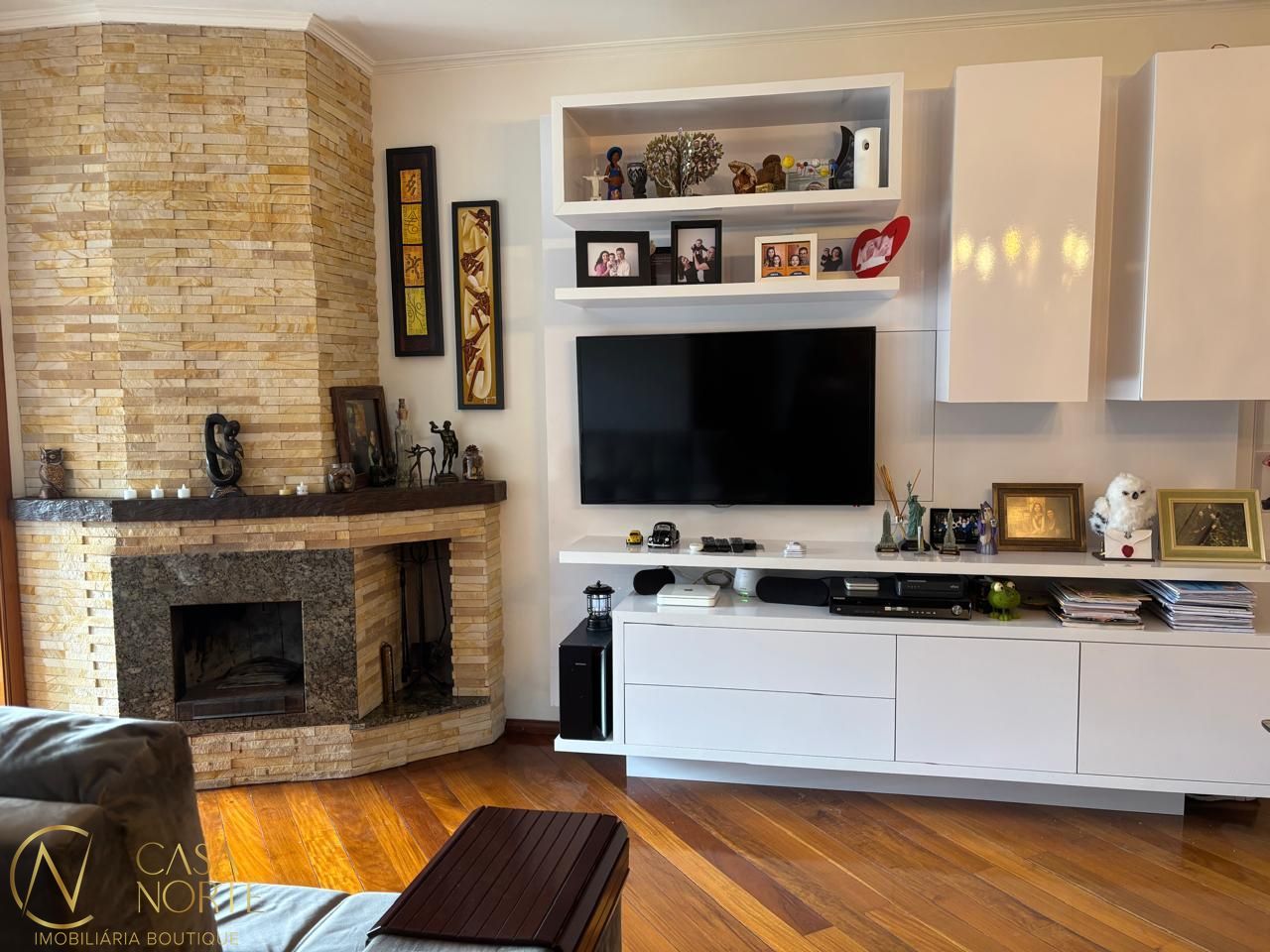 Apartamento à venda com 3 quartos, 102m², 1 suíte, 2 vagas, Avenida Jacuí no bairro Cristal em Porto Alegre