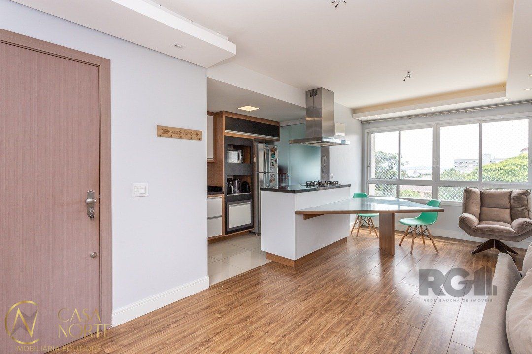 Apartamento à venda com 3 quartos, 74m², 1 suíte, 1 vaga, Avenida Otto Niemeyer no bairro Tristeza em Porto Alegre