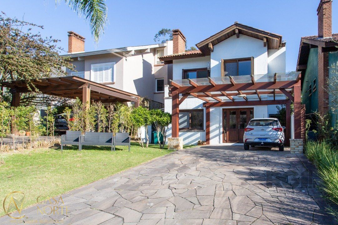 Casa de Condomínio à venda com 4 quartos, 226m², 2 suítes, 4 vagas, Avenida Juca Batista no bairro Belém Novo em Porto Alegre