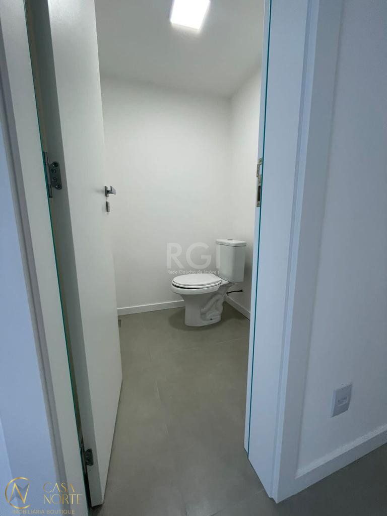 Sala Comercial à venda , 76m², Rua Dona Laura no bairro Rio Branco em Porto Alegre