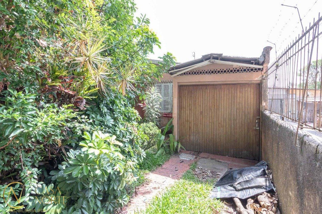 Terreno à venda  com 605m², Rua Comandai no bairro Cristal em Porto Alegre
