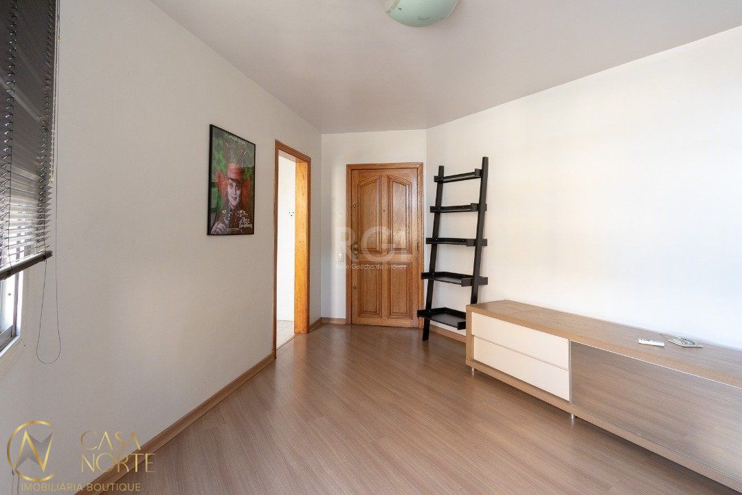 Apartamento à venda com 1 quarto, 41m², Avenida Wenceslau Escobar no bairro Cristal em Porto Alegre