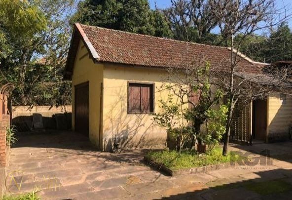 Casa à venda com 2 quartos, 100m², 1 vaga, Rua Jorge Mello Guimarães no bairro Belém Novo em Porto Alegre