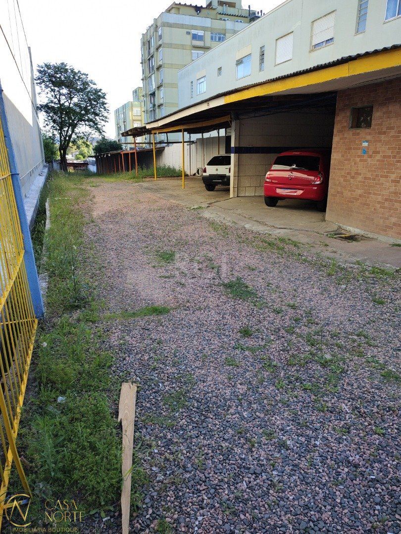 Terreno à venda  com 1125m², Rua Doutor Campos Velho no bairro Cristal em Porto Alegre