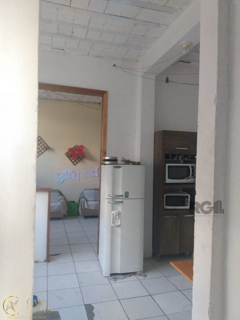 Casa à venda com 2 quartos, 396m², 10 vagas, Rua Pedro Boticario no bairro Glória em Porto Alegre