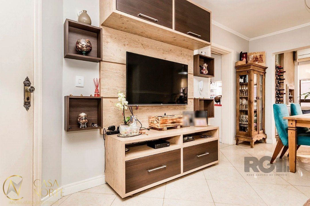 Apartamento à venda com 3 quartos, 70m², 1 vaga, Avenida da Cavalhada no bairro Cavalhada em Porto Alegre