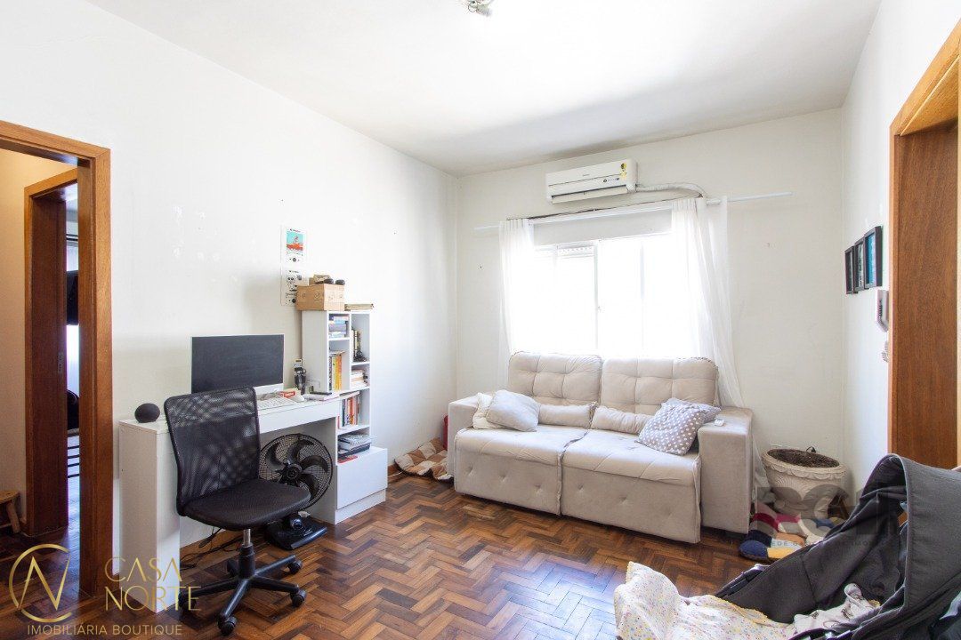 Apartamento à venda com 2 quartos, 71m², 1 vaga, Avenida Wenceslau Escobar no bairro Cristal em Porto Alegre