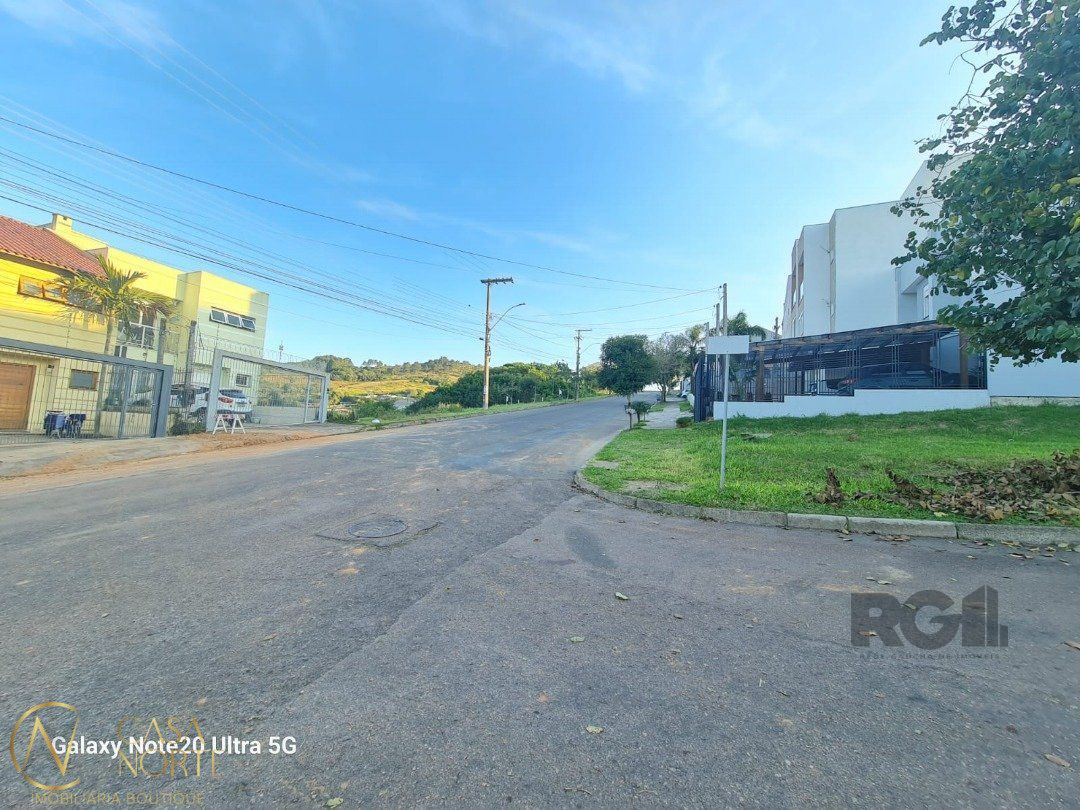 Terreno à venda  com 210m², Avenida Altos do Santa Rita no bairro Aberta dos Morros em Porto Alegre