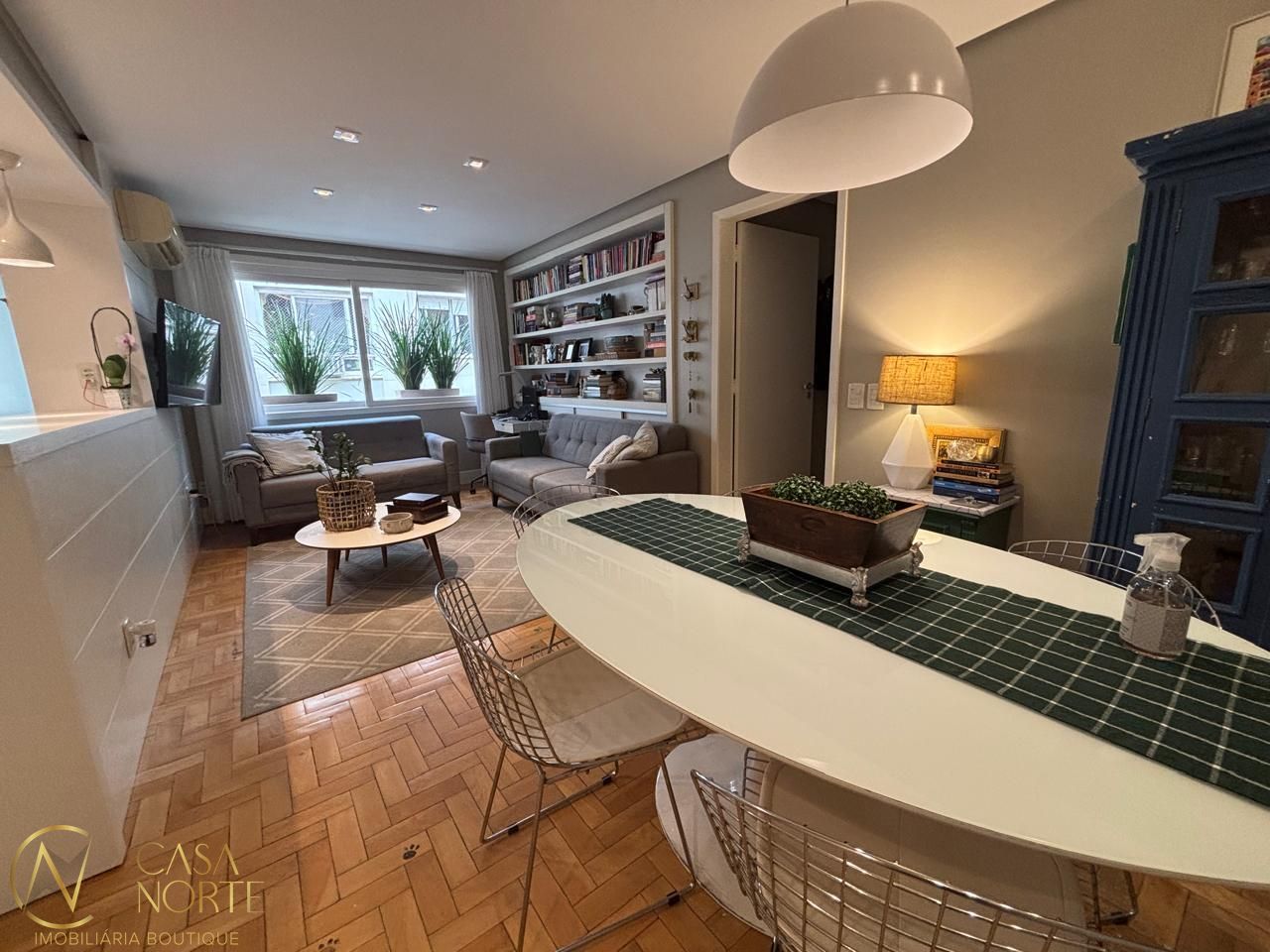 Apartamento à venda com 3 quartos, 96m², 1 suíte, 1 vaga, Rua Marquês do Pombal no bairro Moinhos de Vento em Porto Alegre