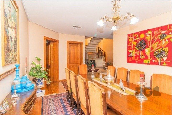 Cobertura à venda com 4 quartos, 579m², 2 suítes, 3 vagas, Rua Santo Inácio no bairro Moinhos de Vento em Porto Alegre