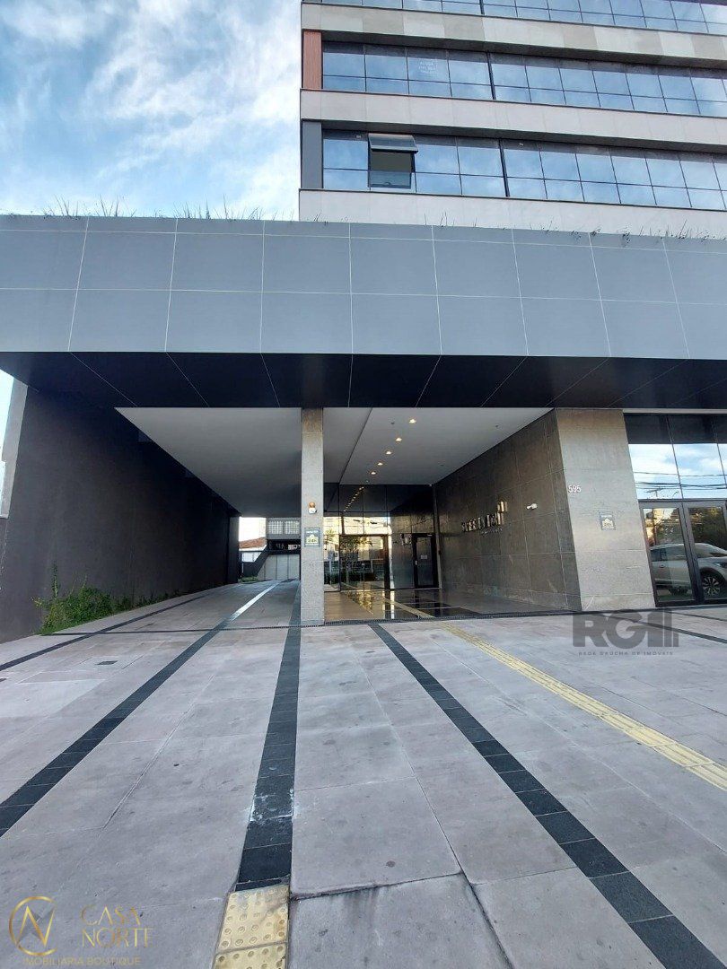 Sala Comercial à venda , 37m², Avenida Erico Verissimo no bairro Menino Deus em Porto Alegre