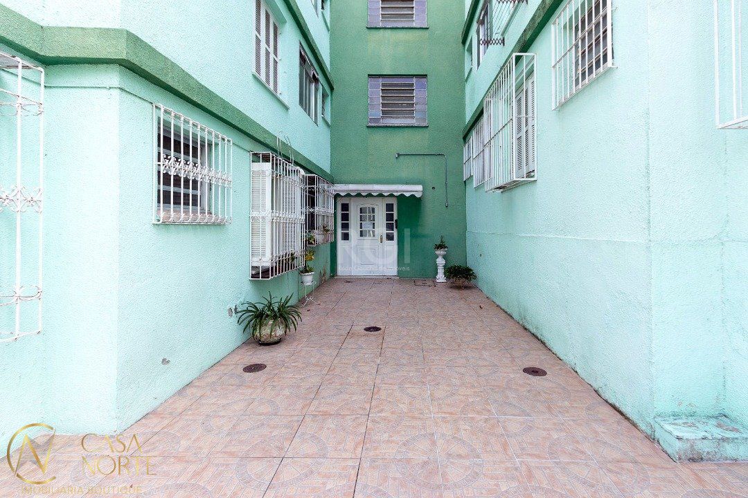 Apartamento à venda com 3 quartos, 81m², 1 vaga, Rua Orfanotrofio no bairro Santa Tereza em Porto Alegre