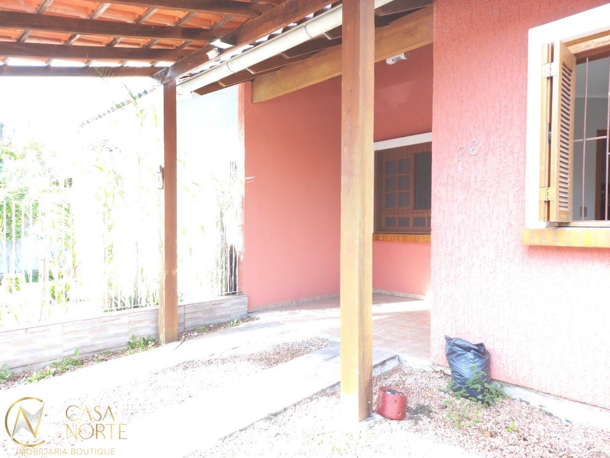 Casa à venda com 2 quartos, 66m², 1 vaga, Rua Edgar Sanches Laurent no bairro Hípica em Porto Alegre