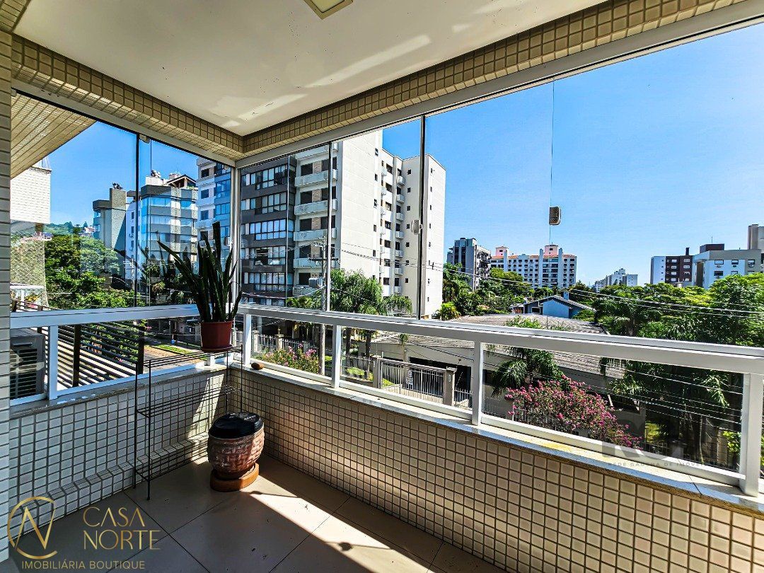 Apartamento à venda com 3 quartos, 152m², 1 suíte, 2 vagas, Rua Dona Paulina no bairro Tristeza em Porto Alegre