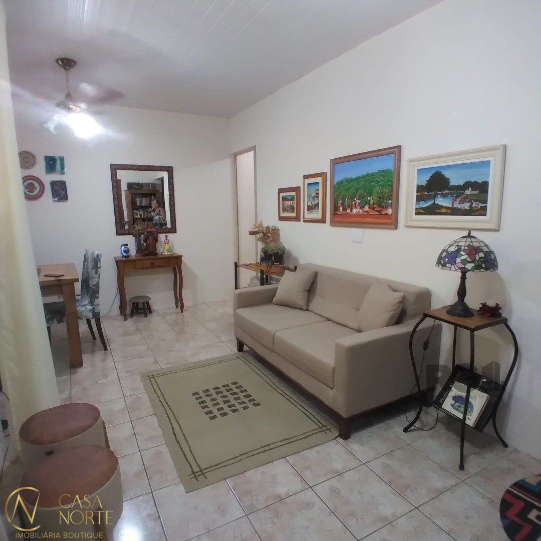 Casa de Condomínio à venda com 3 quartos, 119m², 2 vagas, Rua Coronel Frederico Carlos Gomes no bairro Vila Nova em Porto Alegre