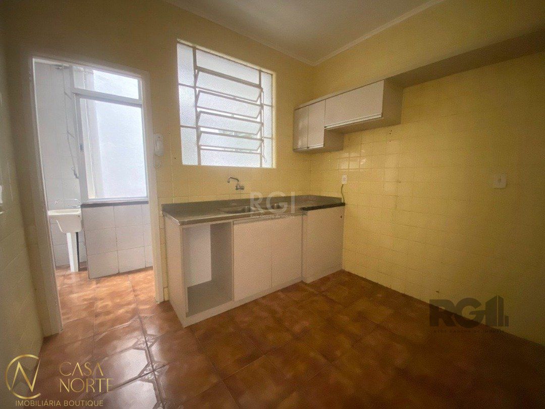 Apartamento à venda com 3 quartos, 126m², 1 vaga, Rua Laurindo no bairro Santana em Porto Alegre