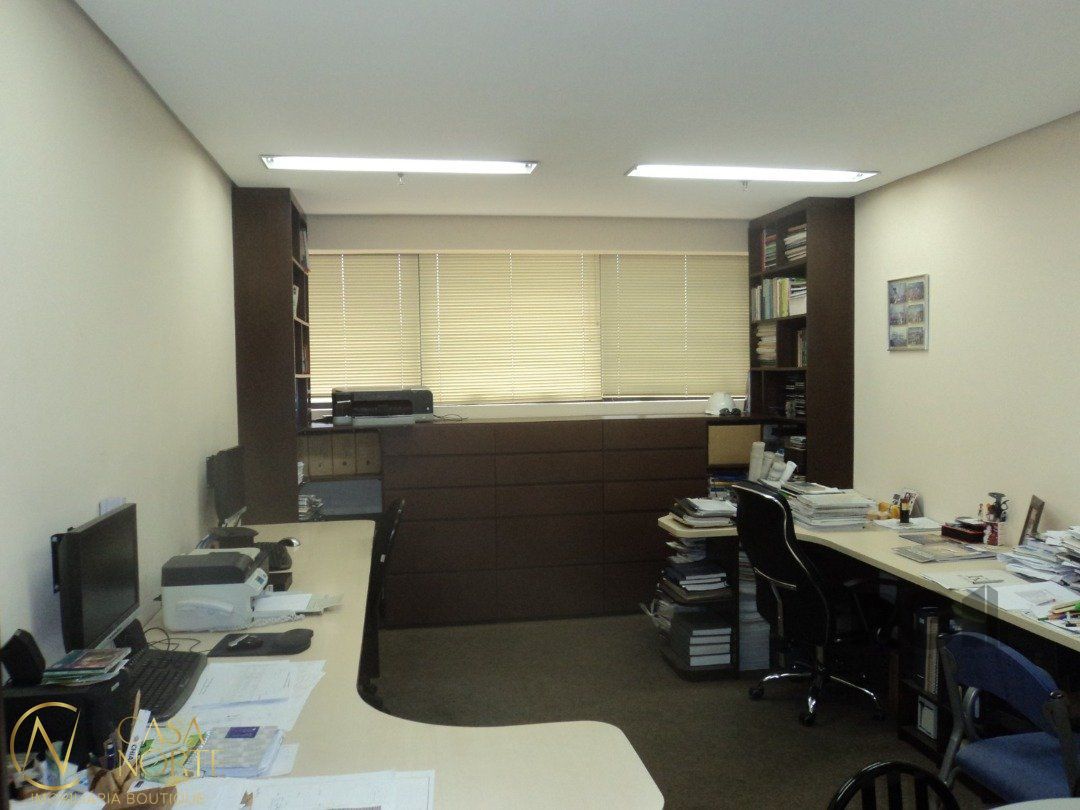 Sala Comercial à venda , 25m², Avenida Carlos Gomes no bairro Auxiliadora em Porto Alegre