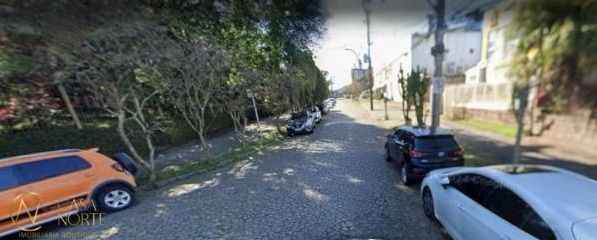 Casa à venda com 3 quartos, 104m², 1 suíte, 2 vagas, Avenida Copacabana no bairro Tristeza em Porto Alegre