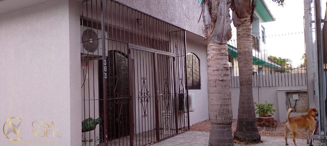 Casa à venda com 3 quartos, 76m², 1 suíte, 4 vagas, Rua Leopoldino J. Santos no bairro Passo das Pedras em Porto Alegre
