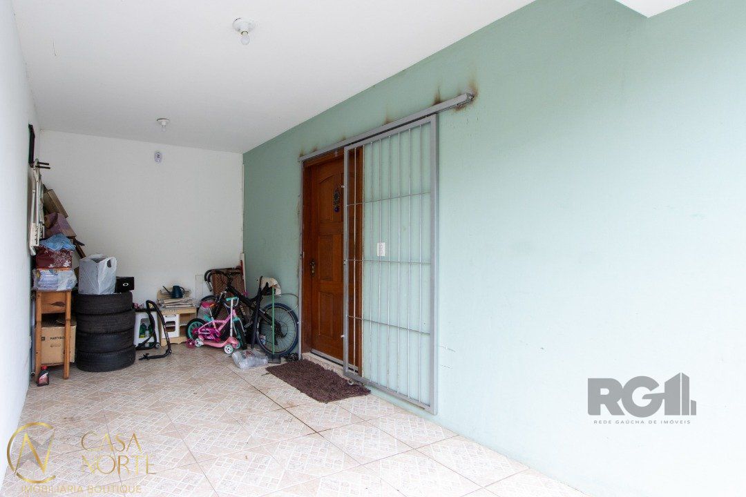 Casa de Condomínio à venda com 3 quartos, 118m², 1 suíte, 1 vaga, Rua São Sebastião do Cai no bairro Camaquã em Porto Alegre