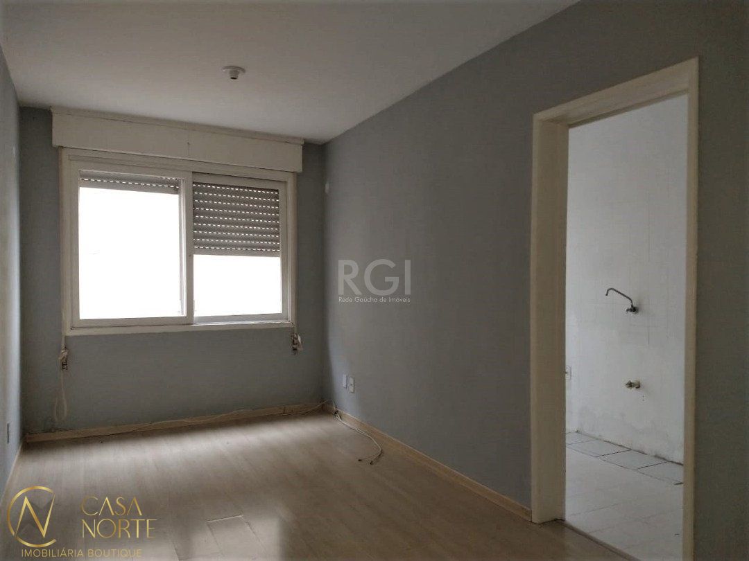 Apartamento à venda com 1 quarto, 42m², Avenida Otto Niemeyer no bairro Camaquã em Porto Alegre