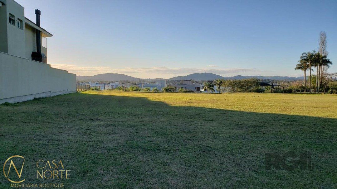 Terreno à venda  com 1007m², Avenida Juca Batista no bairro Chapéu do Sol em Porto Alegre