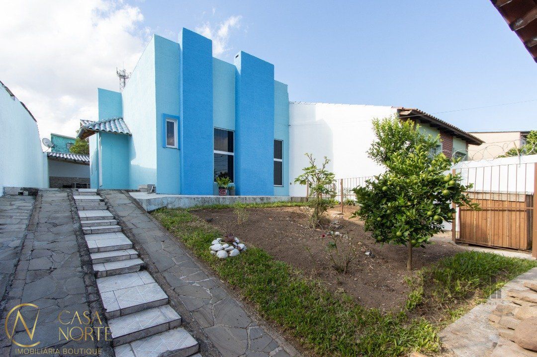 Casa à venda com 3 quartos, 124m², 1 suíte, 2 vagas, Rua Gregorio Perez no bairro Cavalhada em Porto Alegre