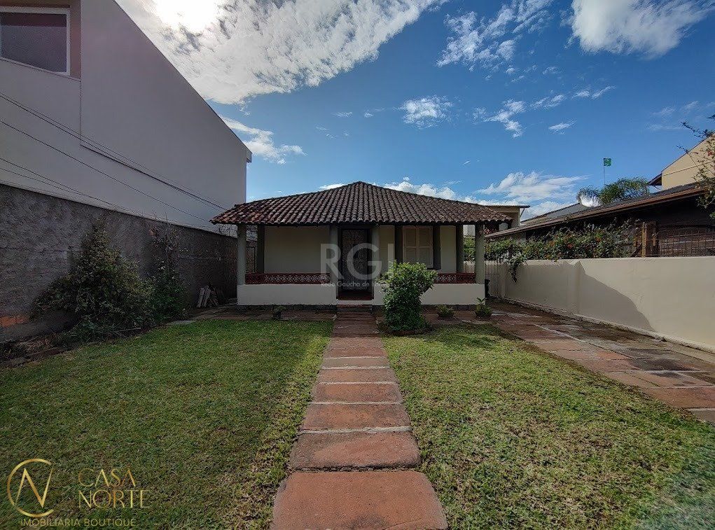 Casa à venda com 3 quartos, 160m², 3 vagas, Rua Otelo Rosa no bairro Ipanema em Porto Alegre