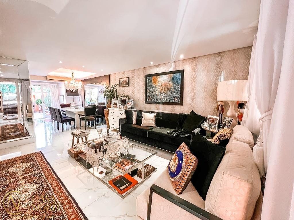 Casa de Condomínio à venda com 3 quartos, 153m², 1 suíte, 2 vagas, Rua General Rondon no bairro Tristeza em Porto Alegre