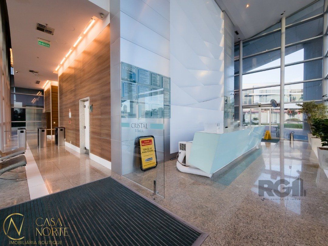 Sala Comercial à venda , 42m², Avenida Diario de Noticias no bairro Cristal em Porto Alegre