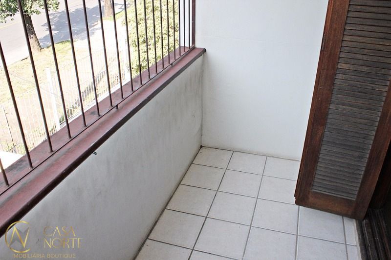 Cobertura à venda com 3 quartos, 158m², 2 vagas, Rua Doutor Castro de Menezes no bairro Vila Assunção em Porto Alegre