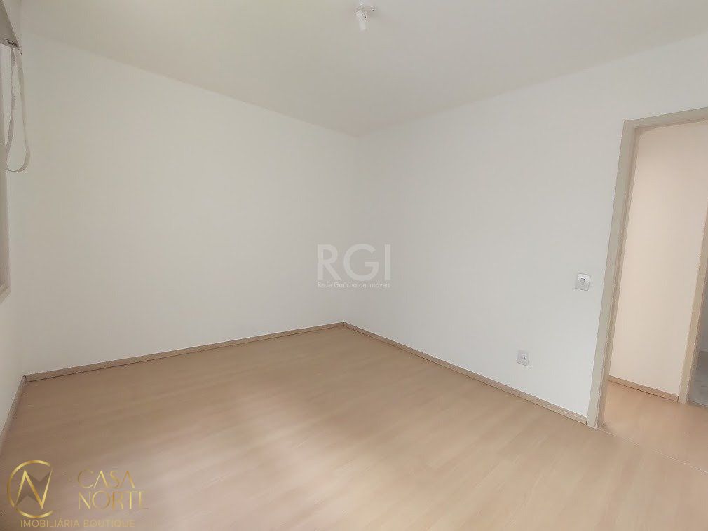 Apartamento à venda com 2 quartos, 54m², 1 vaga, Rua Padre João Batista Reus no bairro Camaquã em Porto Alegre