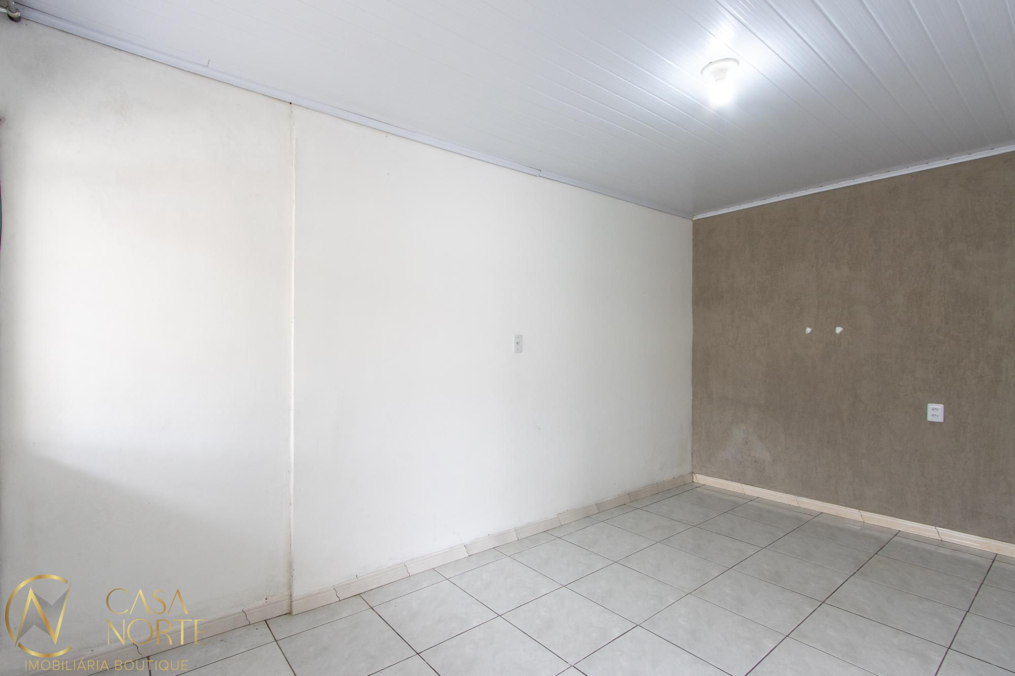 Casa à venda com 3 quartos, 80m², 1 vaga, Rua Engenheiro Homero Carlos Simon no bairro Restinga em Porto Alegre
