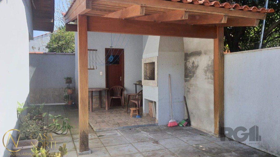 Casa à venda com 2 quartos, 800m², 1 vaga, Rua Moacyr Godoy Ilha no bairro Espírito Santo em Porto Alegre