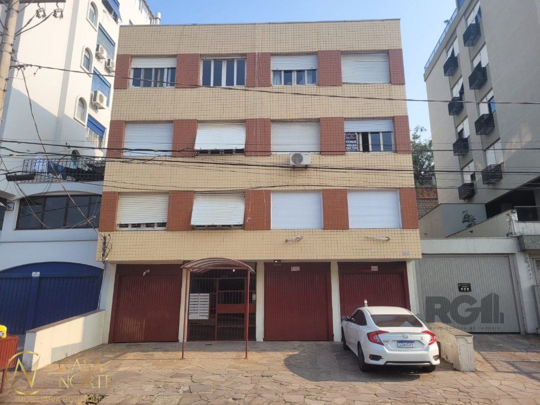 Apartamento à venda com 2 quartos, 54m², Avenida Coronel Gastão Haslocher Mazeron no bairro Medianeira em Porto Alegre