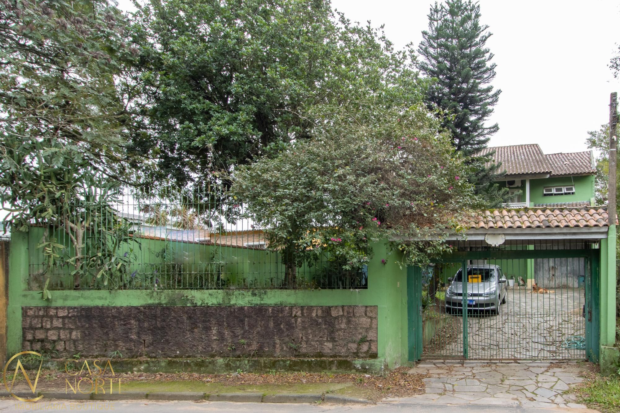 Casa à venda com 4 quartos, 385m², 3 suítes, 2 vagas, Estrada do Rincao no bairro Belém Velho em Porto Alegre