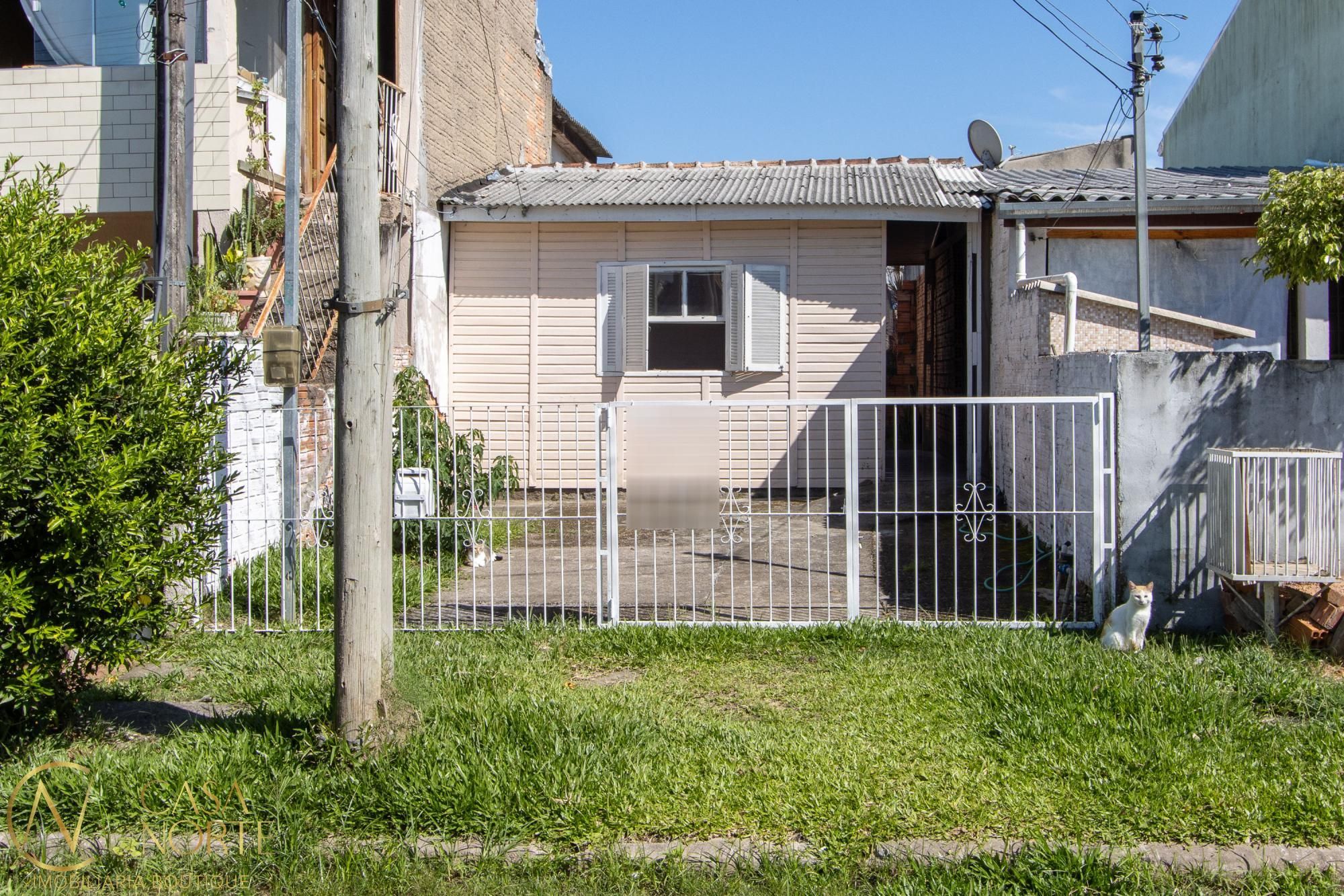 Casa à venda com 1 quarto, 110m², Rua José Matone no bairro Hípica em Porto Alegre