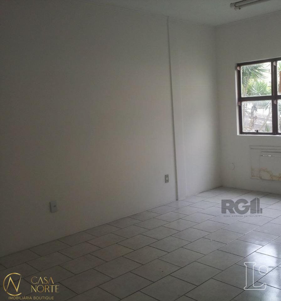 Sala Comercial à venda , 25m², Avenida Wenceslau Escobar no bairro Tristeza em Porto Alegre