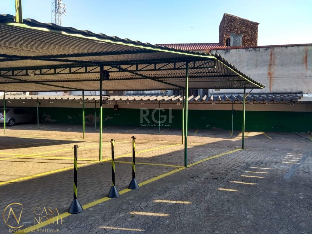 Terreno à venda  com 992m², Rua São Benedito no bairro Jardim do Salso em Porto Alegre