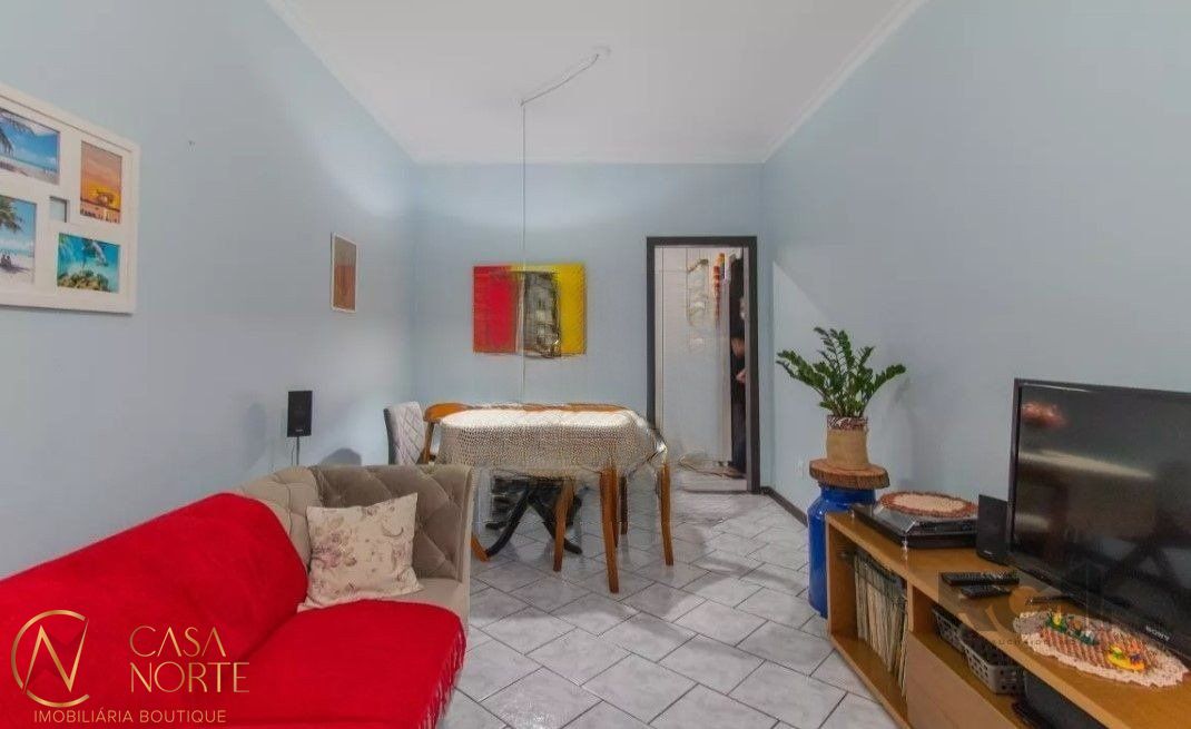Casa de Condomínio à venda com 3 quartos, 118m², 1 suíte, 1 vaga, Rua Marquês do Maricá no bairro Vila Nova em Porto Alegre