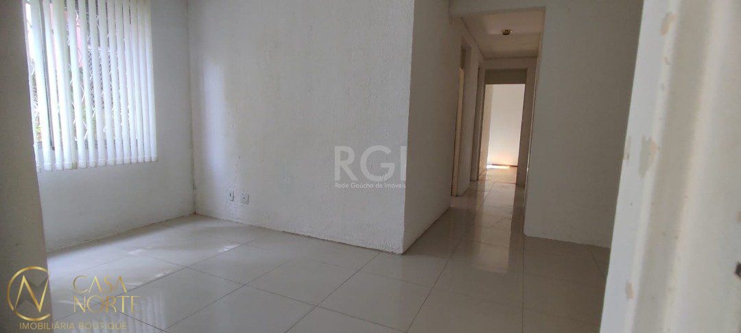 Apartamento à venda com 3 quartos, 69m², 1 vaga, Avenida Romeu Samarani Ferreira no bairro Vila Nova em Porto Alegre