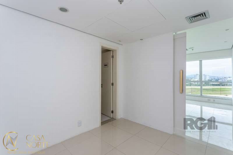 Sala Comercial à venda , 42m², Avenida Diario de Noticias no bairro Cristal em Porto Alegre