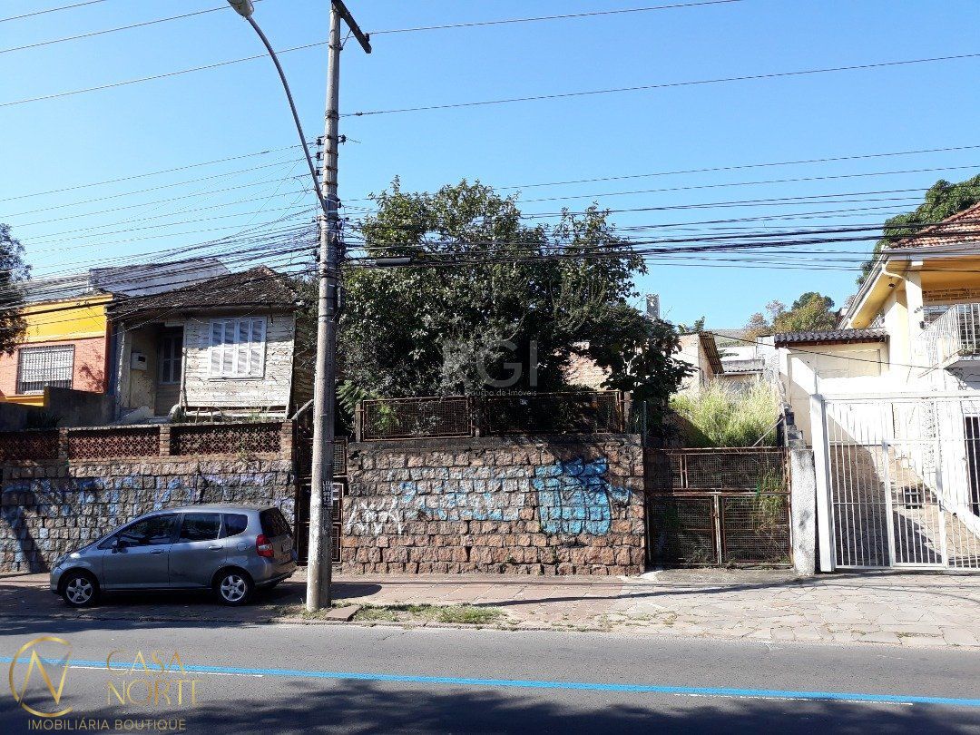 Terreno à venda  com 310m², Avenida Nonoai no bairro Nonoai em Porto Alegre