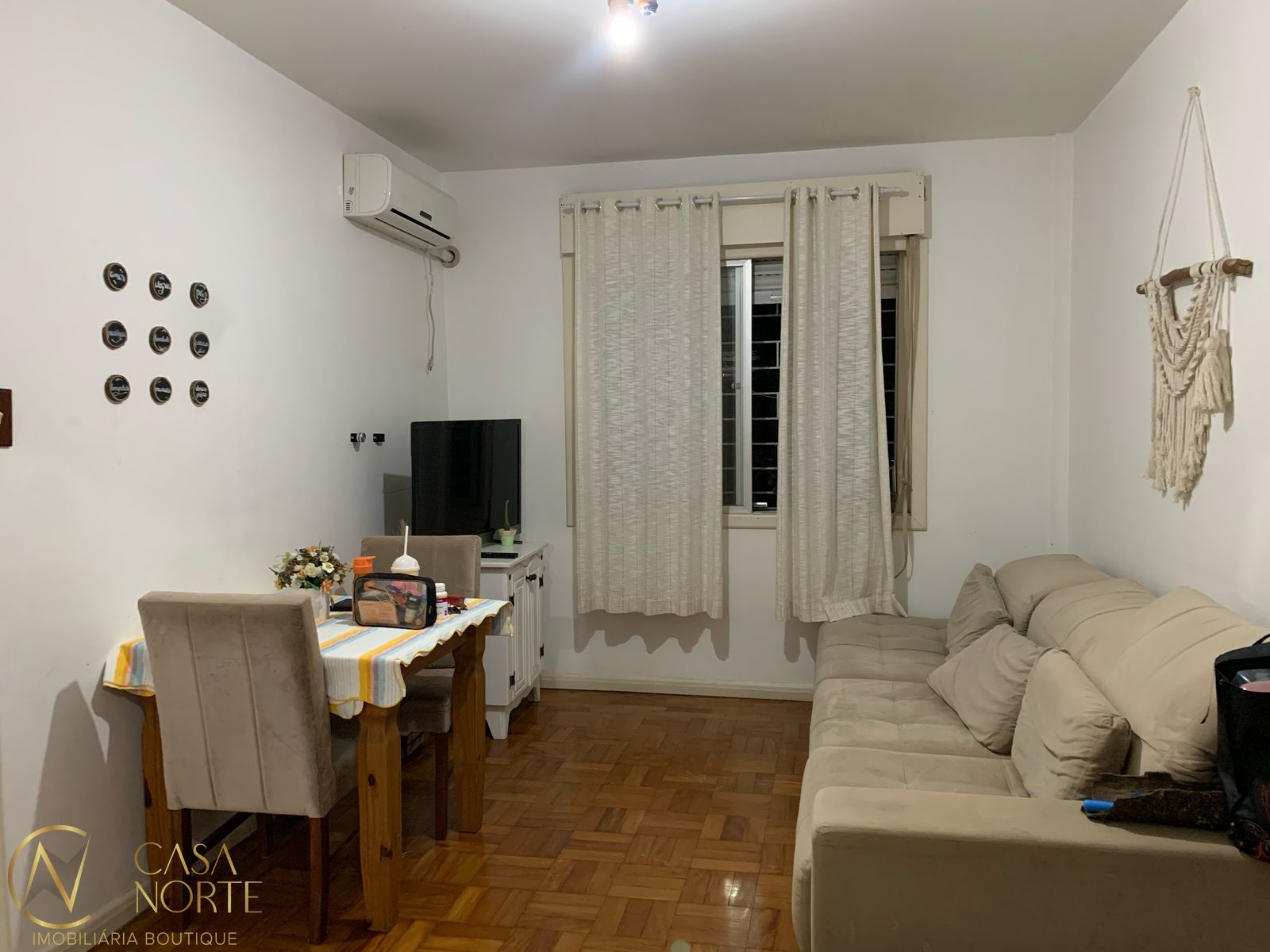 Apartamento à venda com 2 quartos, 62m², Rua Lasar Segall no bairro São Sebastião em Porto Alegre