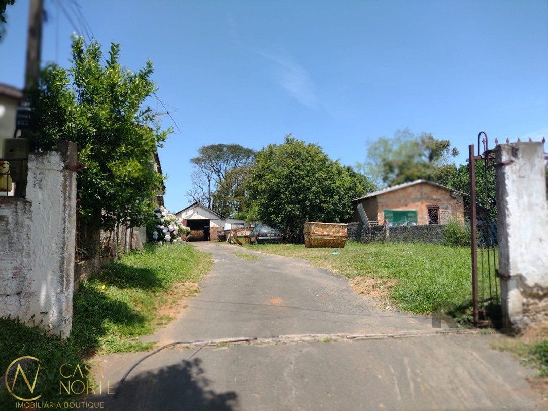 Terreno à venda  com 924m², Rua Landel de Moura no bairro Tristeza em Porto Alegre