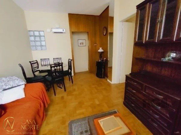 Apartamento à venda com 2 quartos, 75m², Rua Riachuelo no bairro Centro Histórico em Porto Alegre
