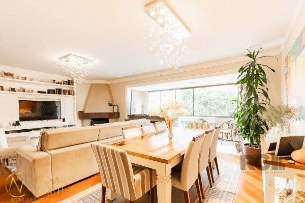 Apartamento à venda com 3 quartos, 145m², 1 suíte, 2 vagas, Rua Anita Garibaldi no bairro Mont Serrat em Porto Alegre