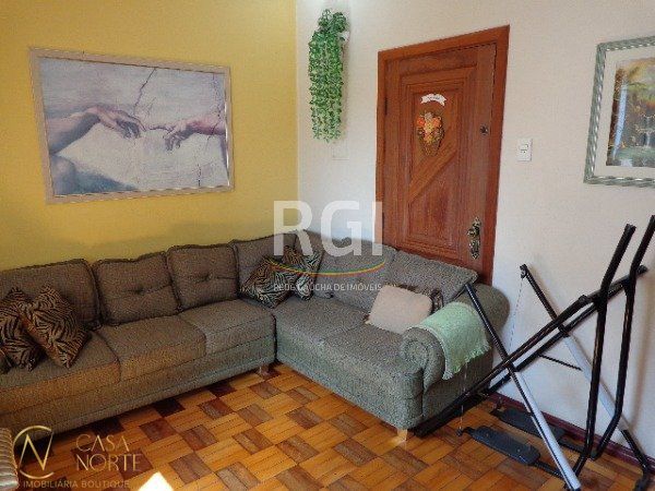 Apartamento à venda com 2 quartos, 76m², Rua Doutor Alcides Cruz no bairro Santa Cecília em Porto Alegre